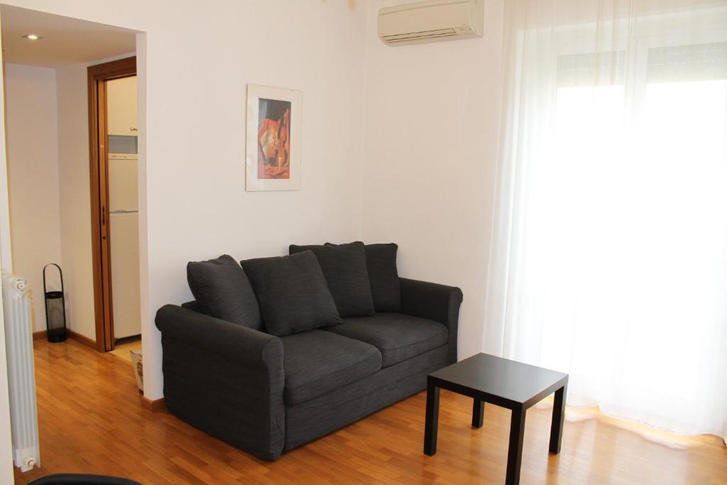 Interno 10 - 3