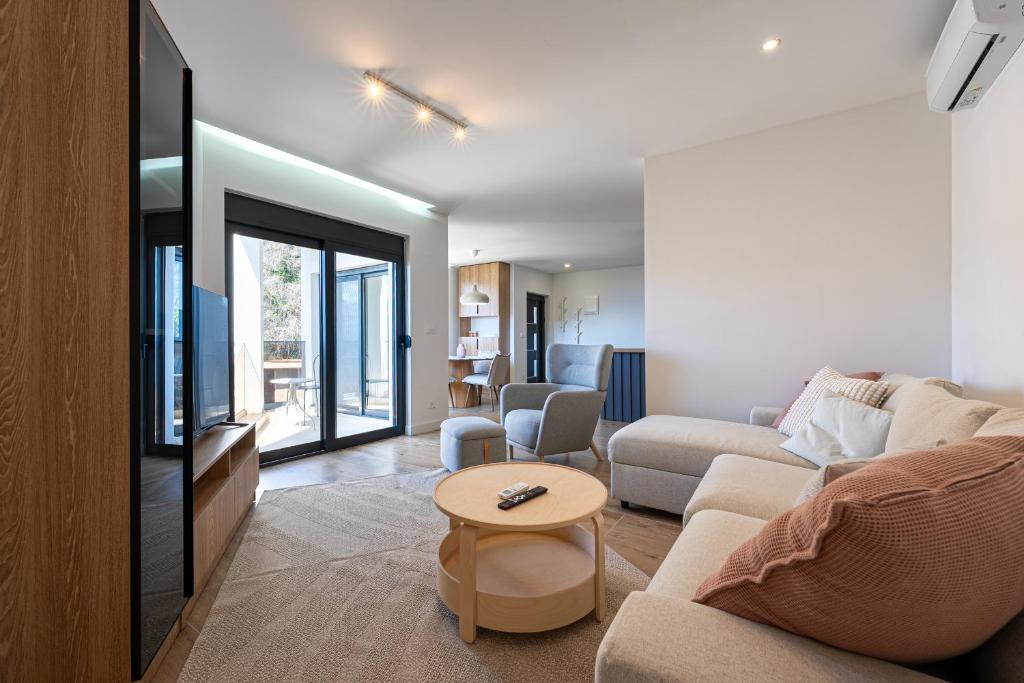 Barber Apartment - 2