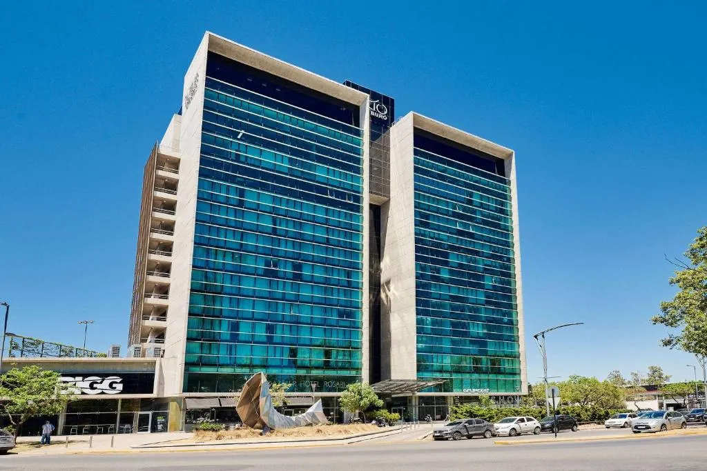 Dazzler by Wyndham Rosario, Hotel in Rosario