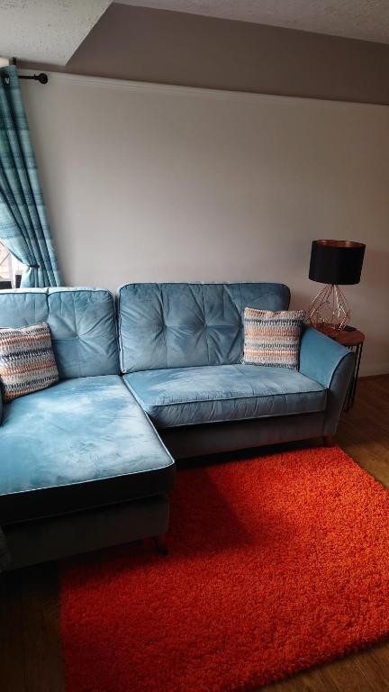 Tudor Style Maisonette, Morden