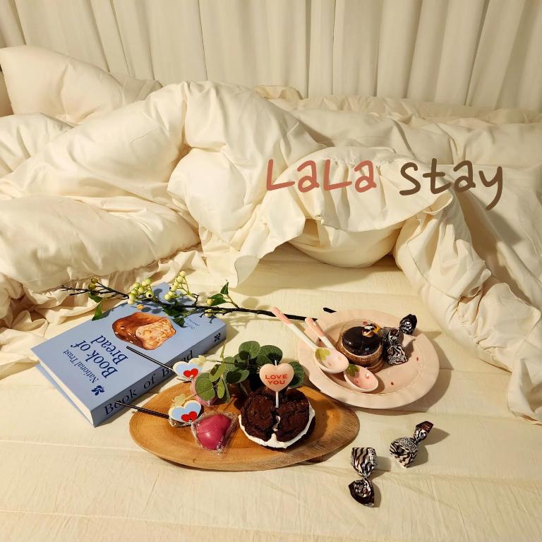 Lala Stay, Seoul