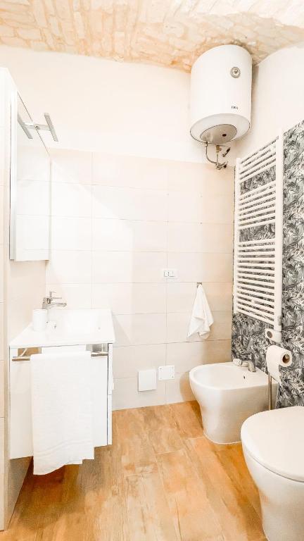 Dimora Fiore Guest House - 3