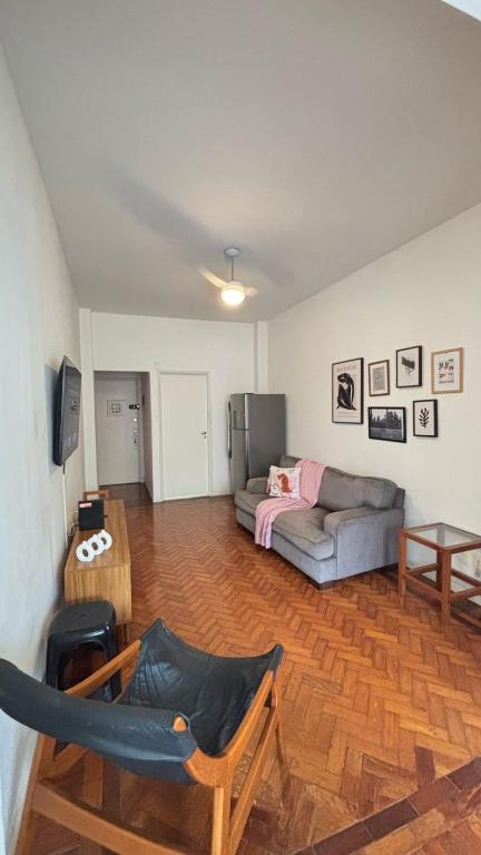 Amplo com 2 Quartos a 3 Minutos da Praia NSC166-83, Rio de Janeiro