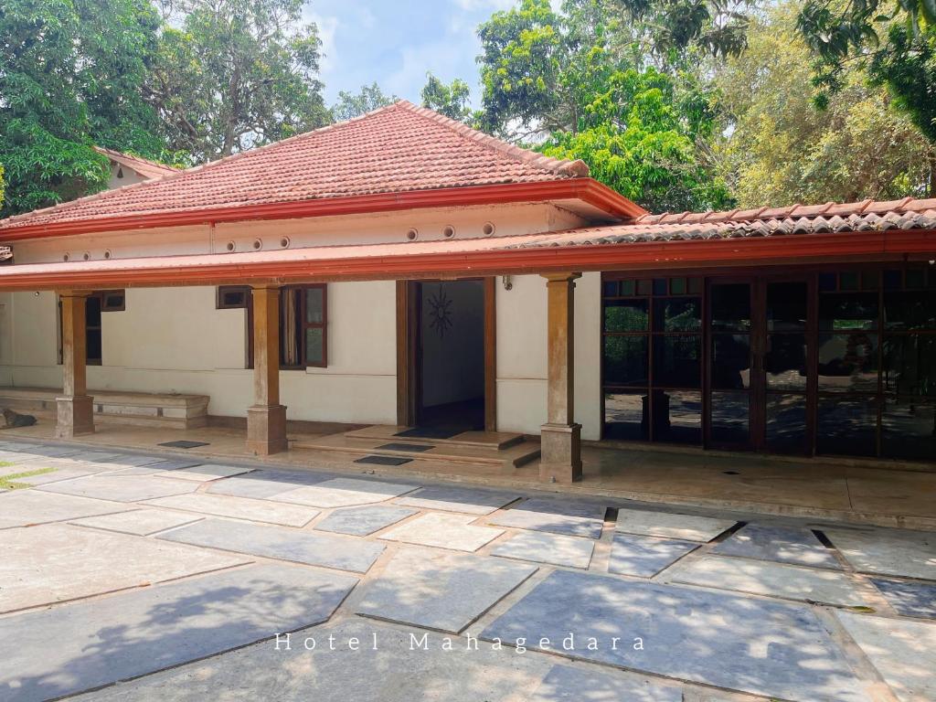 Hotel Mahagedara, Anuradhápura