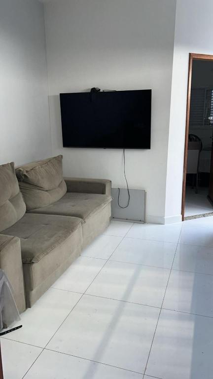 Casa com piscina, Caraguatatuba