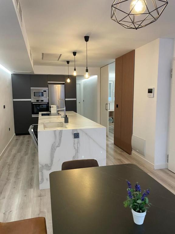 Alicante City Suite 2 - 1