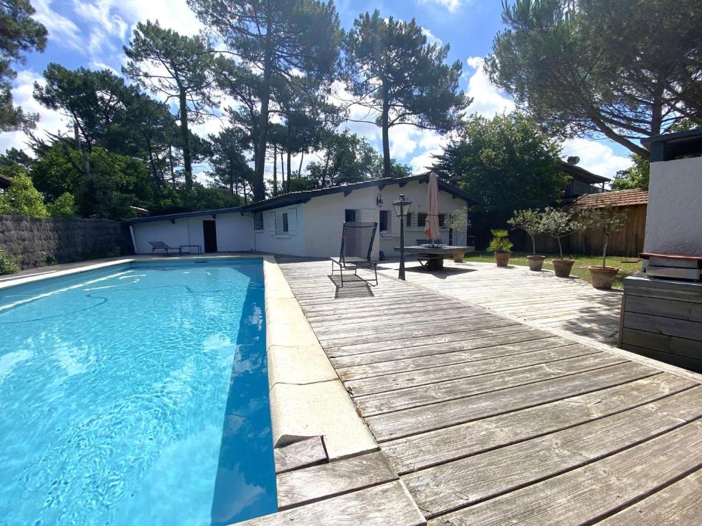 Villa plain-pied avec piscine et jardin arboré à Lège-Cap-Ferret - 1