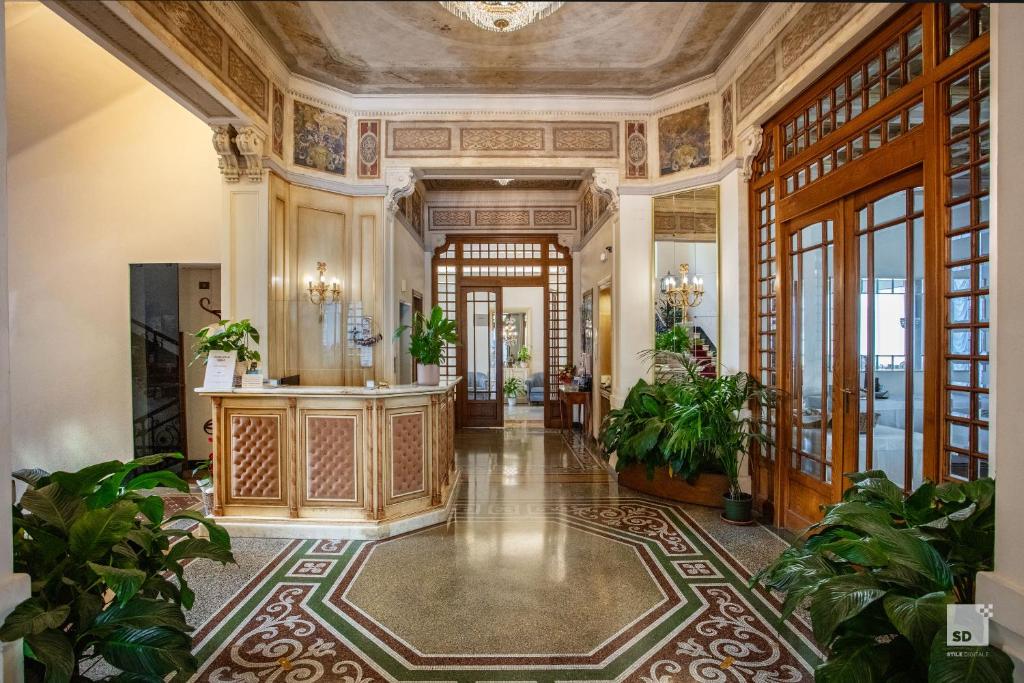 Hotel Villa Elena - 1