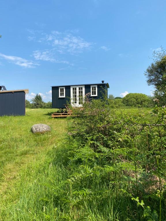 The Hidden Shepherds Hut- Off Grid Retreat, Castle Douglas