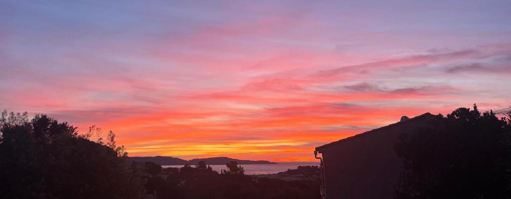 Vue mer et chant des oiseaux, Cavalaire-sur-Mer