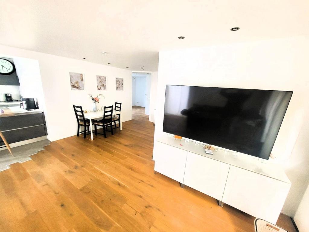 Modernes & luxuriöses Apartment in Nähe der WHU, Vallendar