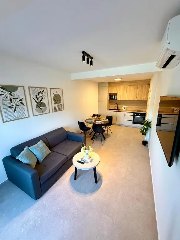 Cloud9 Apartments & Rooms, hotel in Močići
