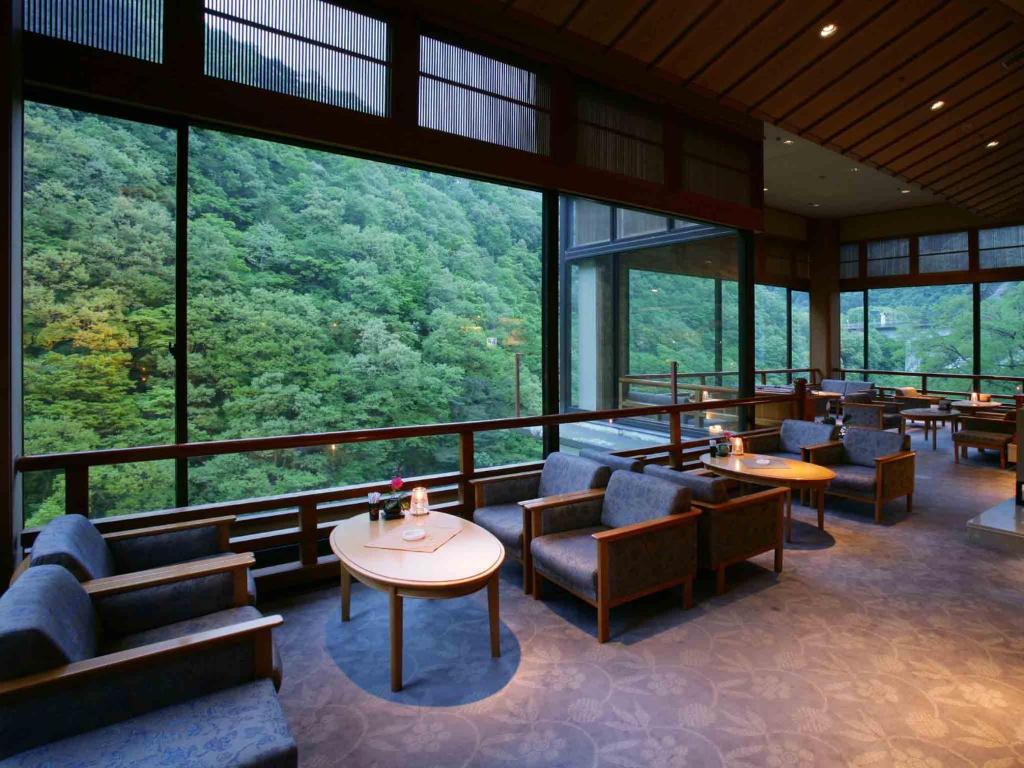 酒吧/Lounge Bar