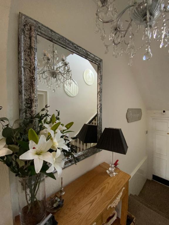 The Wadham フロント・ロビー