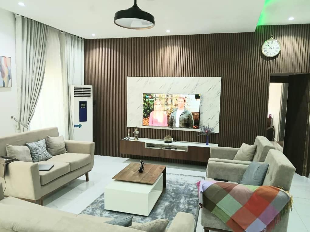 Doctors Guest Rooms, Abuja, Abuja