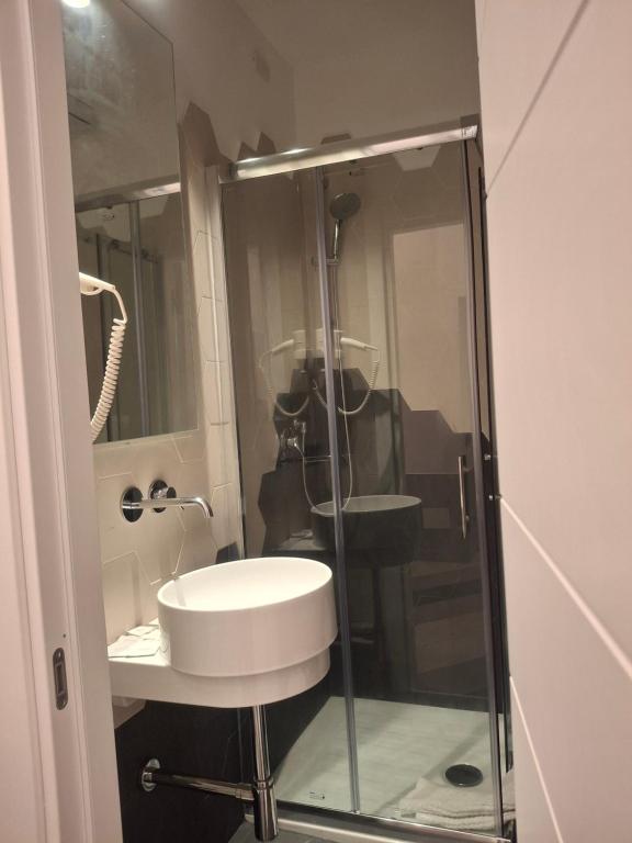 Hotel Viennese - 4