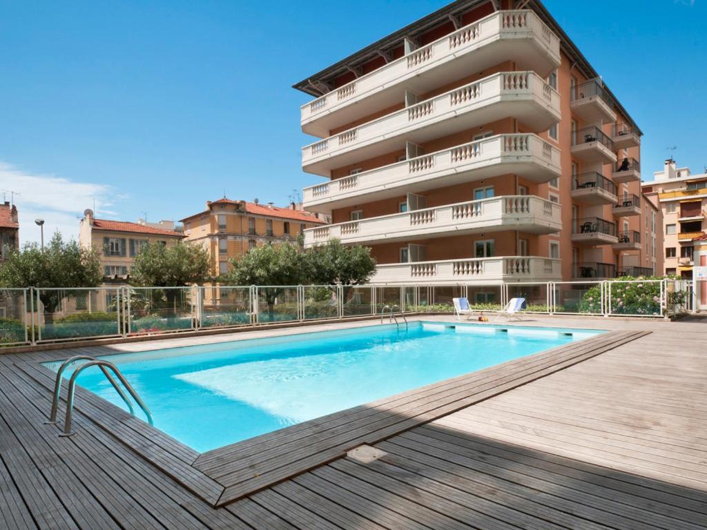 Charming studio with swimming pool - 2