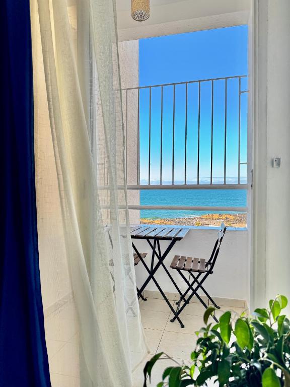 SUITOUISS - Océan 2 - Panoramic Sea View in Downtown Rabat, Rabat