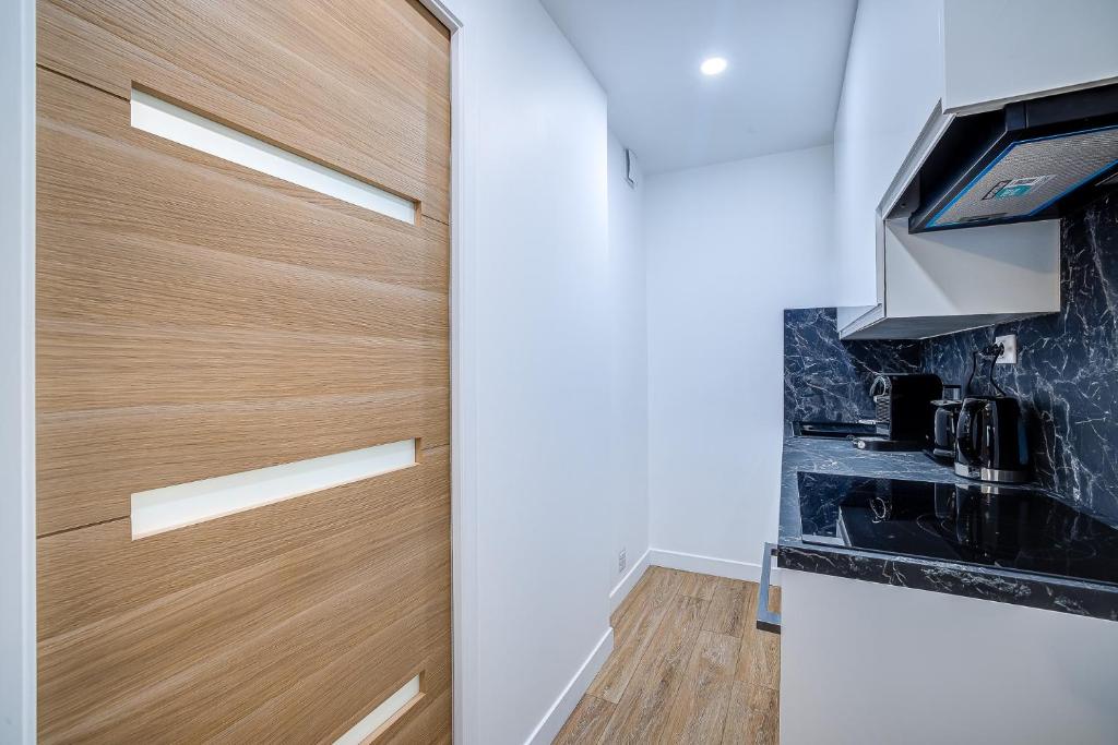 Antibes proche de la plage ,Appartement lumineux et climatisé - 5