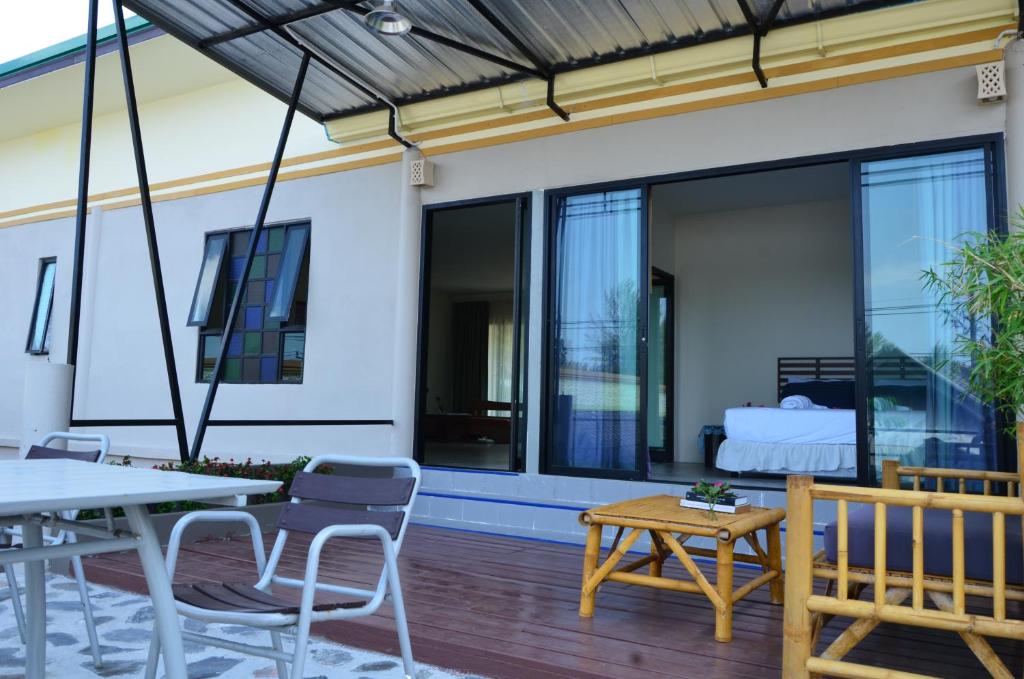 ランタ コンプレックス (Lanta Complex)