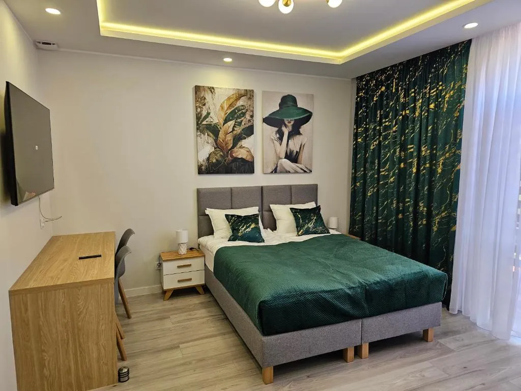 Pensjonat-ek pod Jaworem, hotel in Hajnówka