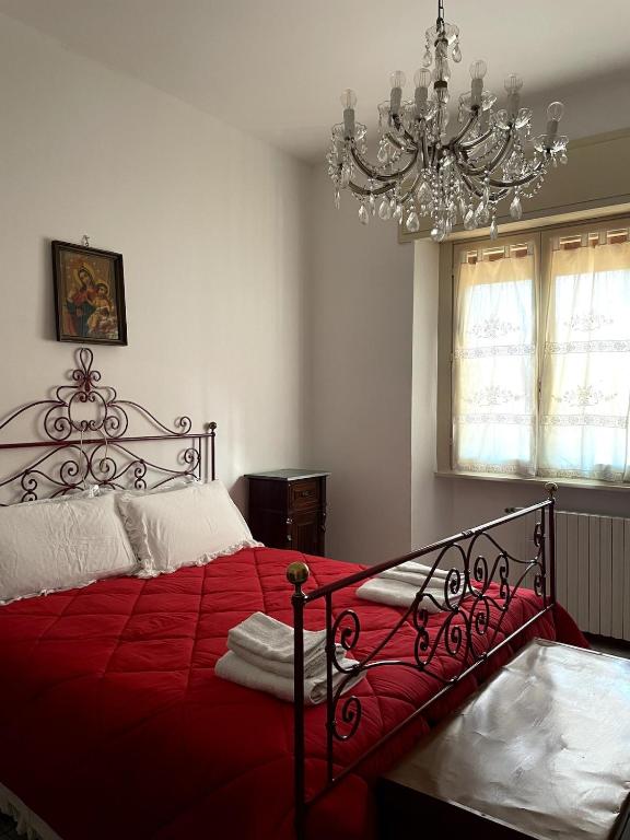 House of Arcadia, Pistoia