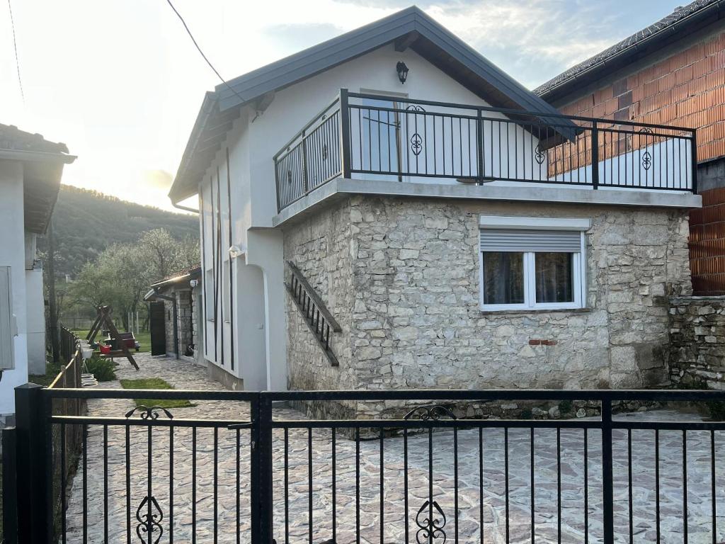Stone House Ripac - 1