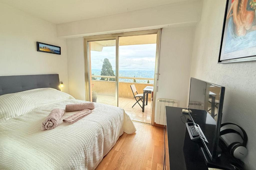 Nice 4 bedroom apartment with sea view - air conditioning - pool - 3