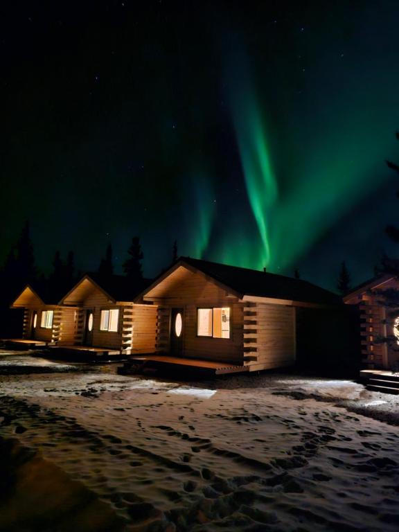 Moose-AKa's Cabins, Healy