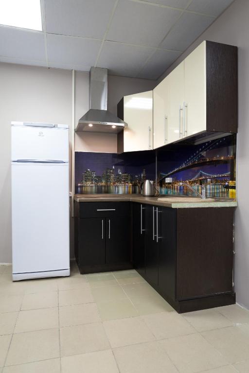 Happy Holiday Hostel