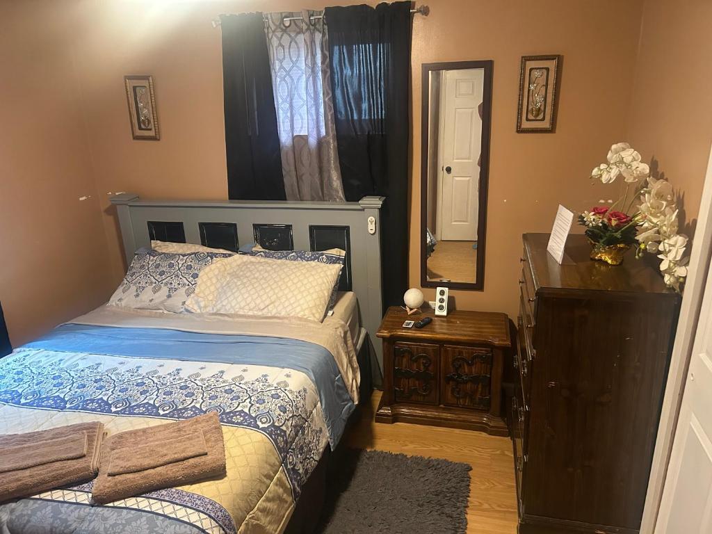 Hidden Gem, Middletown