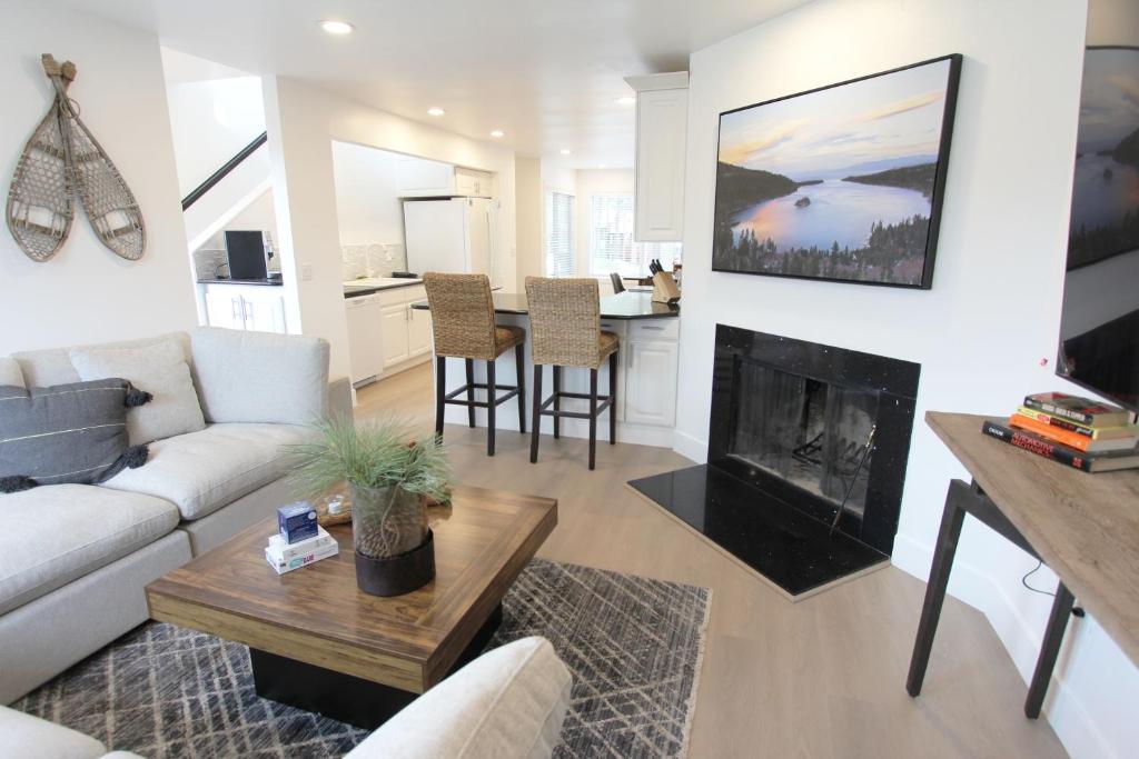 LVC0615 - Lake Therapy condo, Zephyr Cove