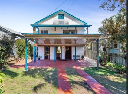 Woody's Bach, Woody Point