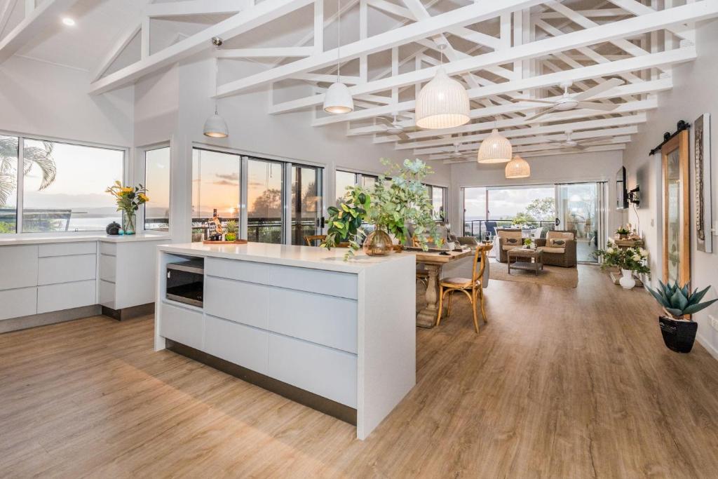 Slipaway 1770, Seventeen Seventy