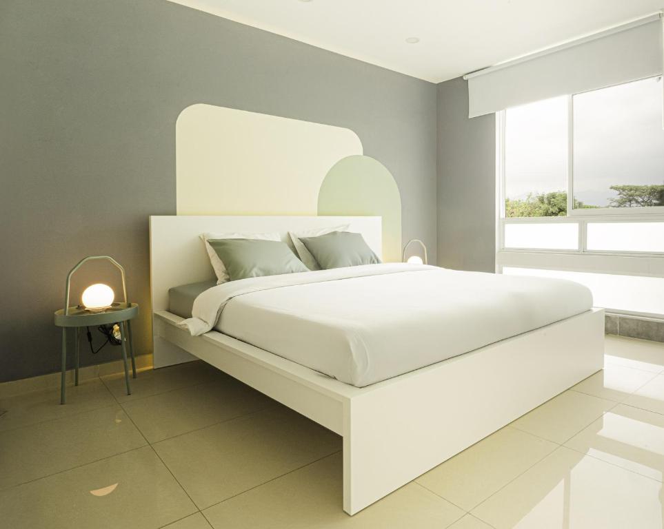 Lujoso apartamento en moderno edificio, Cali