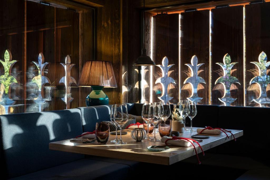 Restaurant, La Cordee des Alpes SUP in Bagnes