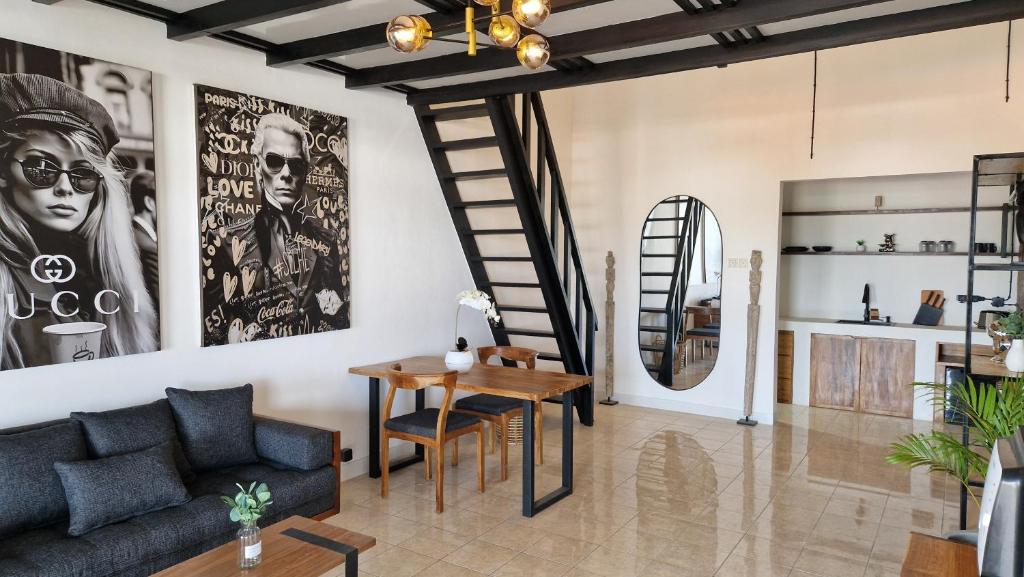 Nice Place To Stay - Rooftop Apartments, Seminyak