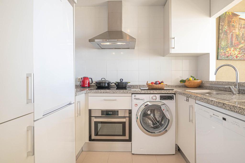 Calahonda Palmeras Best Views - Happy Rentals - 4