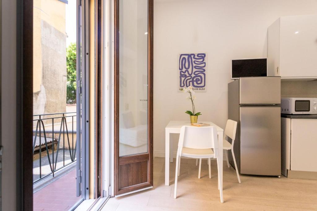 Gorizia Modern One Bedroom by Halldis - 4