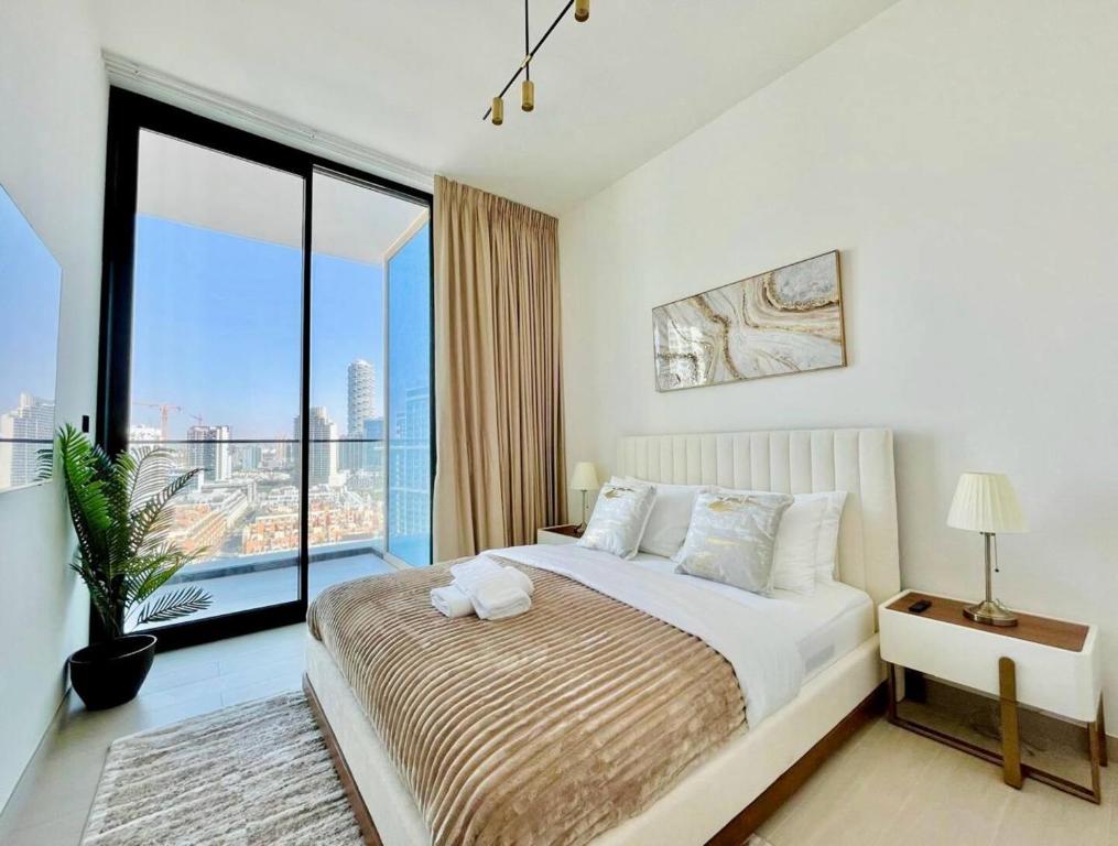 Luxury 2br Private Pool & Balcony Jvc, Dubái