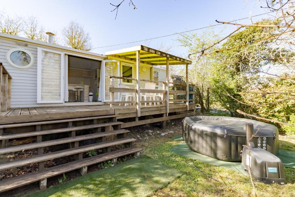 Mobilhome O’Hara 884, Bouzic