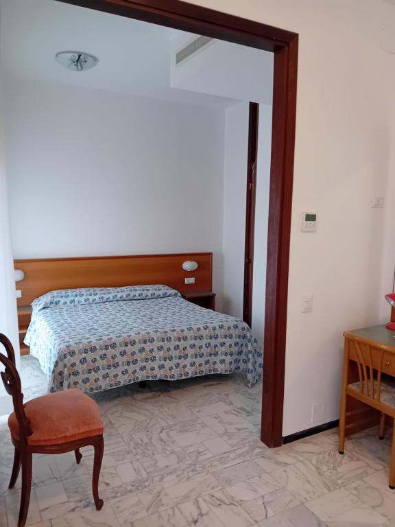 Hotel Valentino - 4