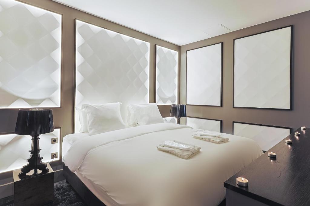 Divine Couture - Suite Cambon, Carrières-sur-Seine