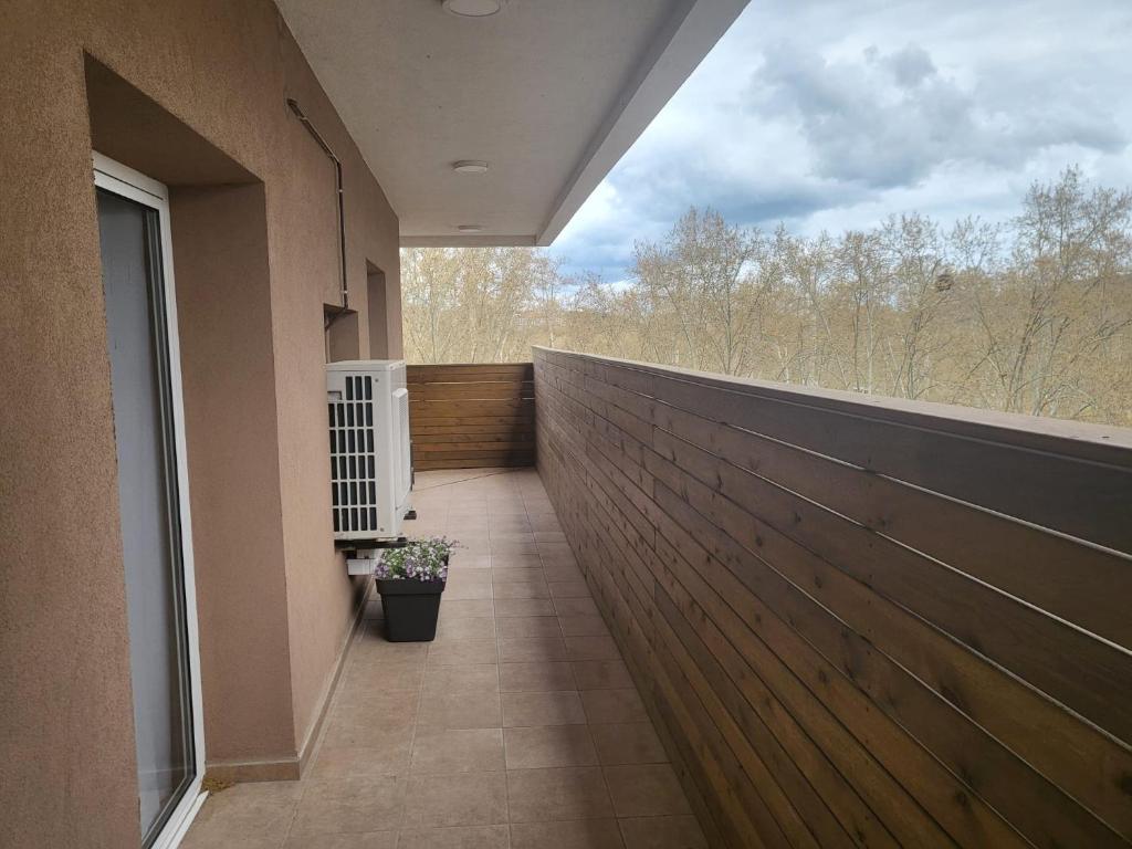Piso céntrico de 3 habitaciones con terraza y vistas - 3