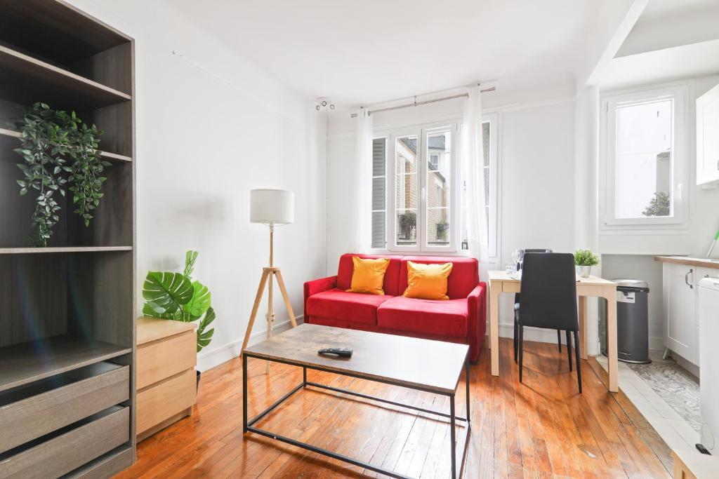 Heart of Paris Studio-2P Invalides Free Netflix - 5