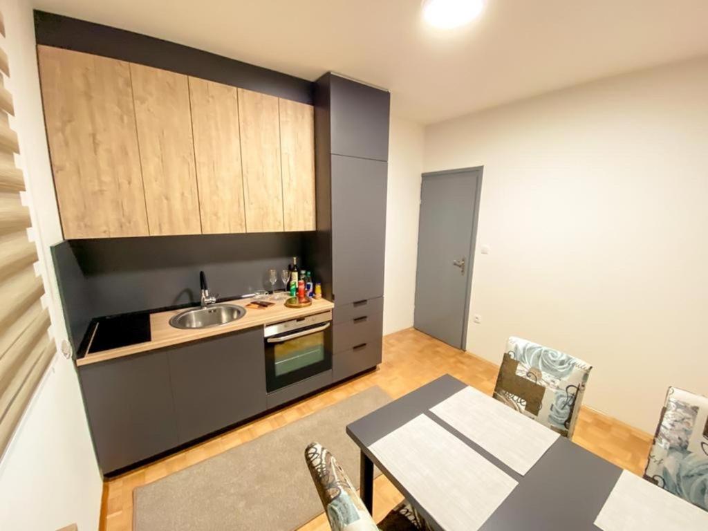 Apartment Silver - 2