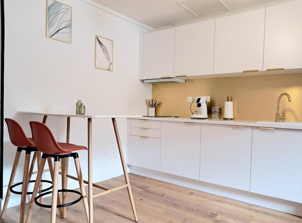 Le Cocon de la Fontaine Neptune, Arras