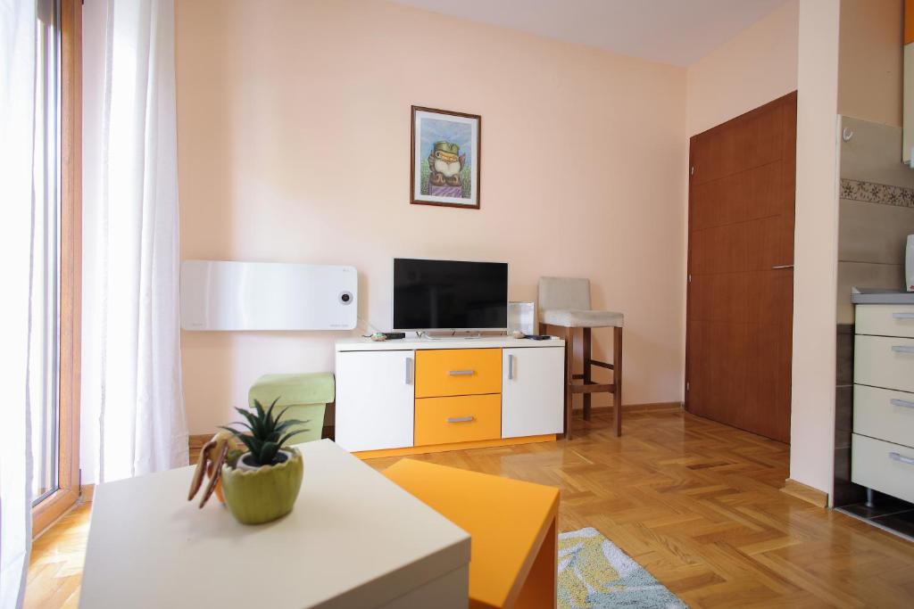 Apartman Lena - 4