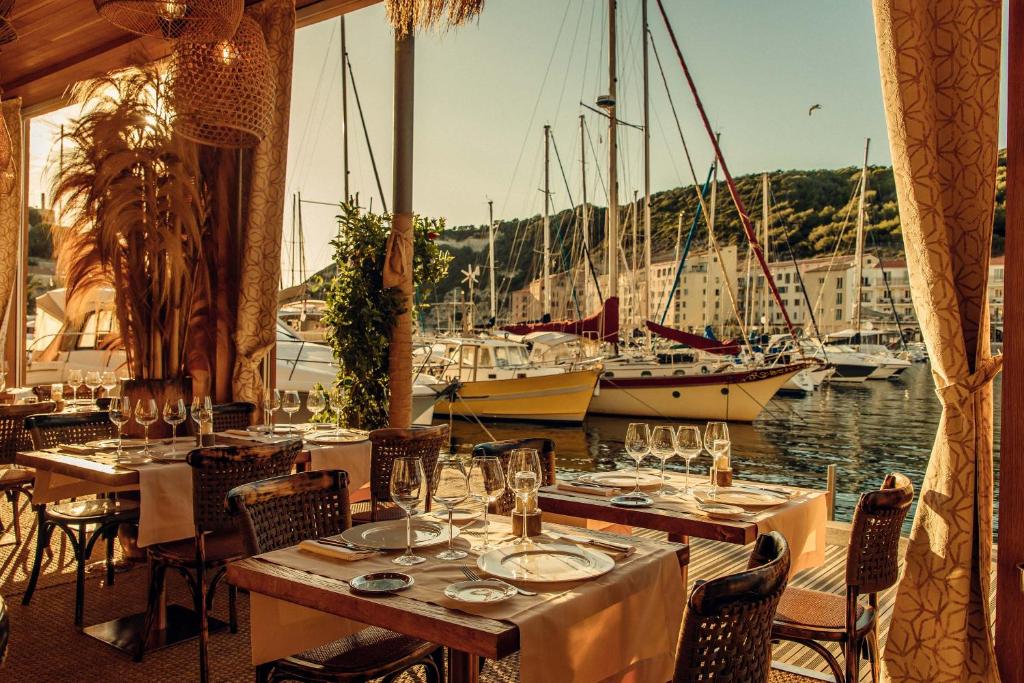 보니파시오의 아름다운 해변