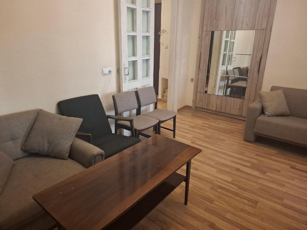 Apartment in the heart of Yerevan near Republic Square, Jerevan